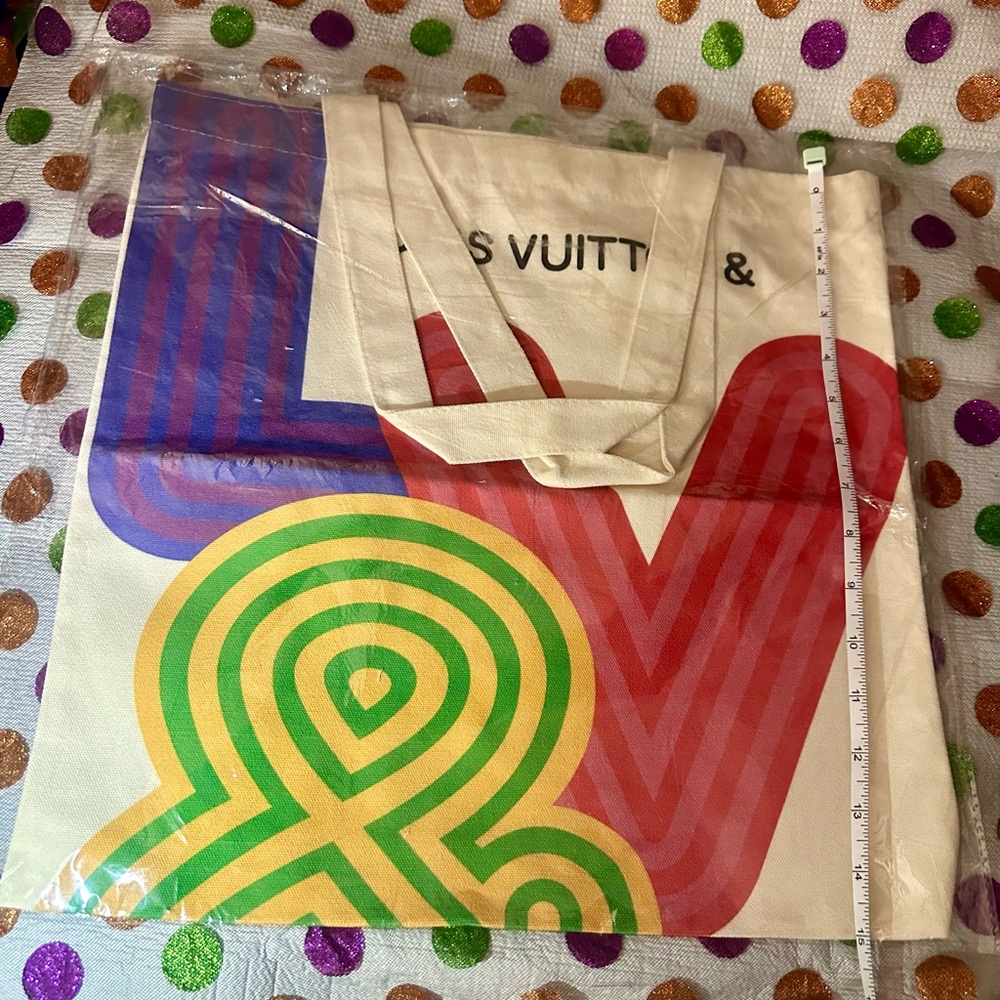 GWP: Louis Vuitton Multicolor Logo Double Side Canvas Bag NWT - Picture 3 of 10